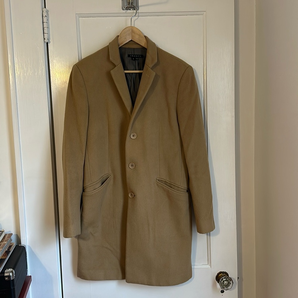 Theory Mens 3 Button Top Coat, Camel Color